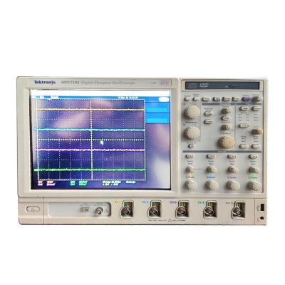 TDS7104數(shù)字熒光示波器